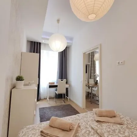 Basilica Suite With 2 Bedr Budapest Exterior photo