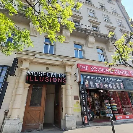 Basilica Suite With 2 Bedr Budapest Exterior photo